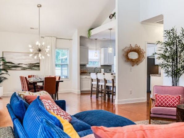 5723 Camellia Ln