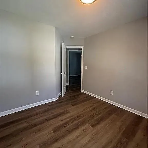 6255 Creekford Ln — Photo 12