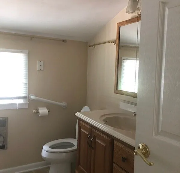 1009 Market St E — Photo 16