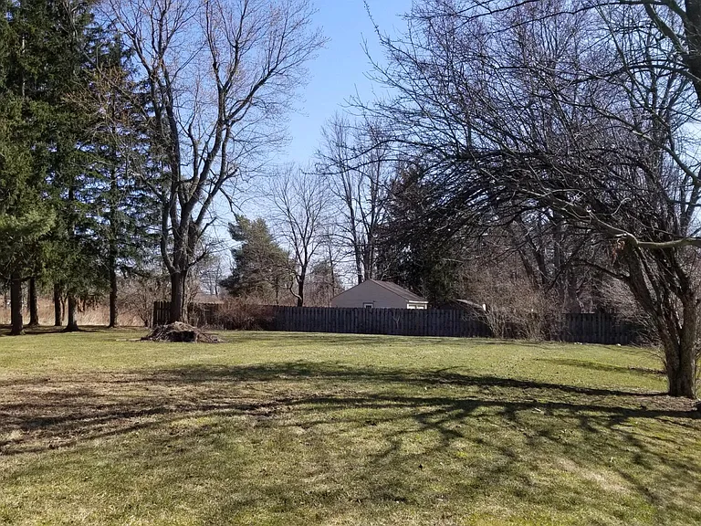 9525 Wehrle Dr #1 — Photo 22