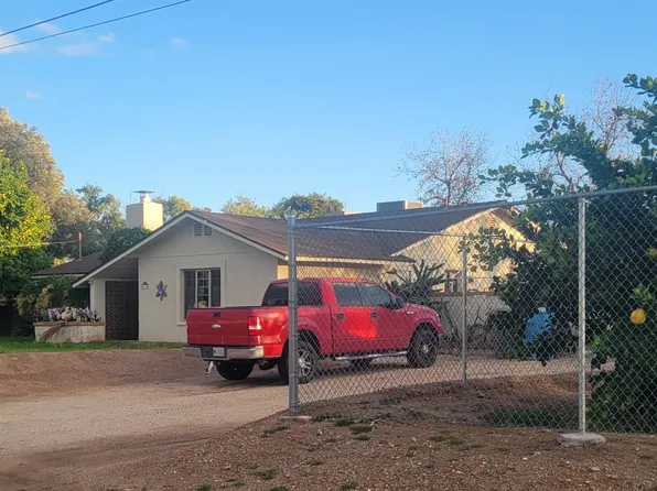 4525 W COUNTRY GABLES Drive W, Glendale, AZ 85306