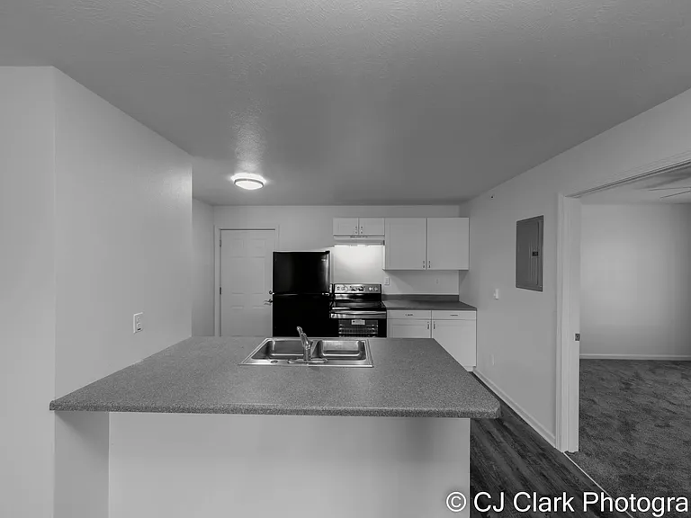 PCPG Apartments — Photo 36