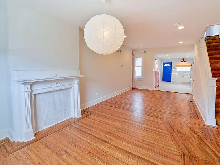 1909 S Woodstock St — Photo 11