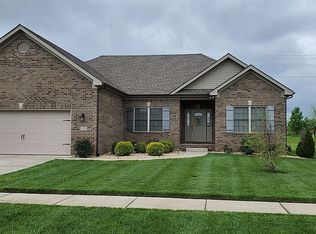 5484 Green Ash Dr, Bowling Green, KY 42101