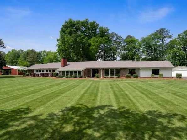 1751 N Walston Bridge Rd, Jasper, AL 35504