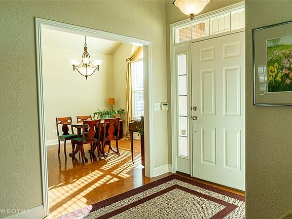 3rd image of 1274 S Saint Andrews Cir