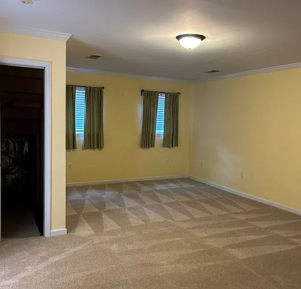 12052 Stallion Ct — Photo 3