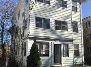 93 Arthur St, Worcester, MA 01604