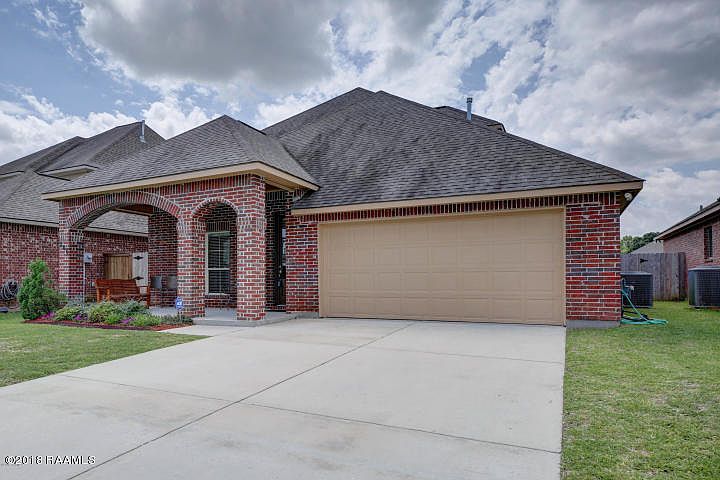 1st image of 206 Cautillion Dr