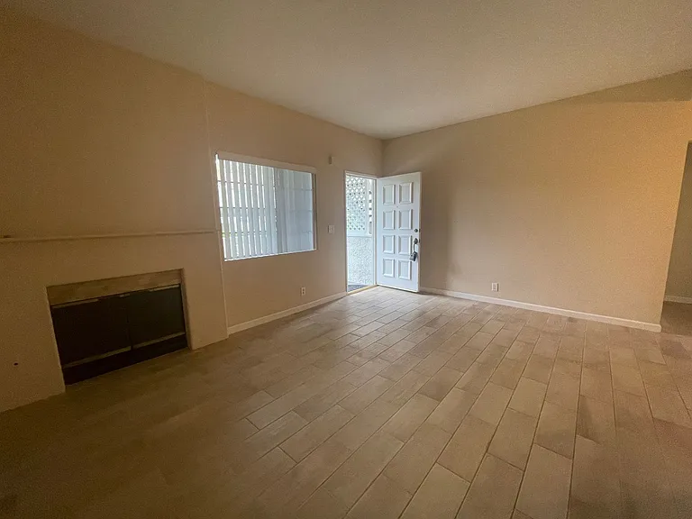 58 Gavilan #2 — Photo 3