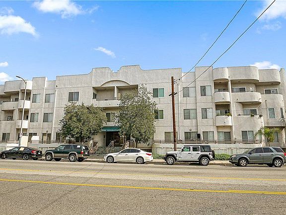 2nd image of 6828 Laurel Canyon Blvd Unit 101
