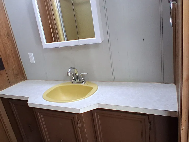 120 Joyner Ln — Photo 10