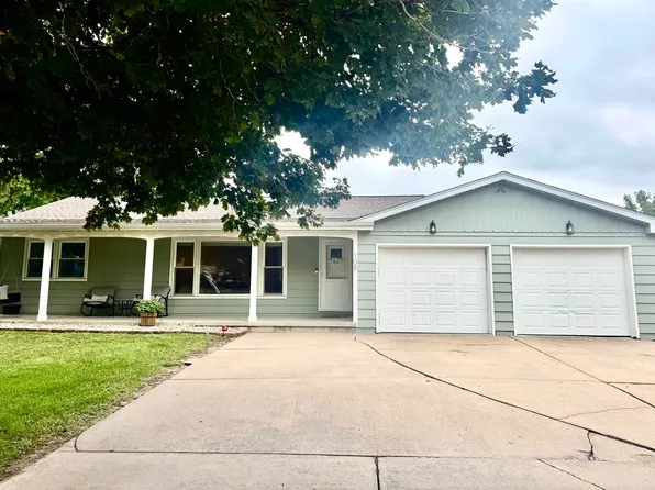 108 Steinhart Park Rd, Nebraska City, NE 68410