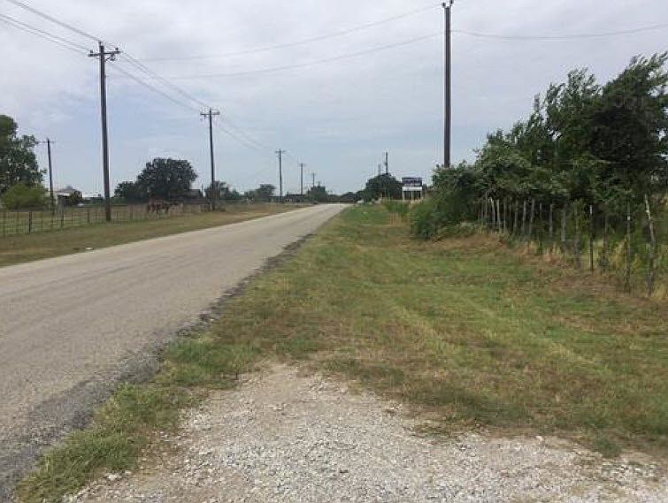 2nd image of 2052 Goshen Rd