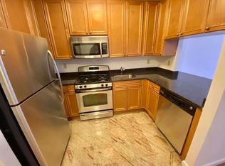 229 E 13th St APT 2D, New York, NY 10003