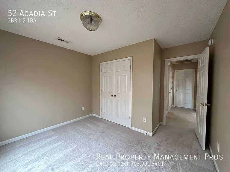 52 Acadia St — Photo 18
