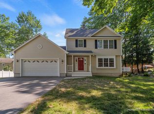 20 Ridgeview Dr, Biddeford, ME 04005