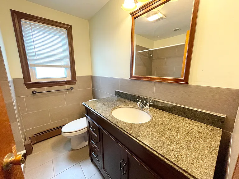 5 Oswald St #2L — Photo 11