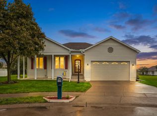 2800 Kaitlyn Dr, Muscatine, IA 52761