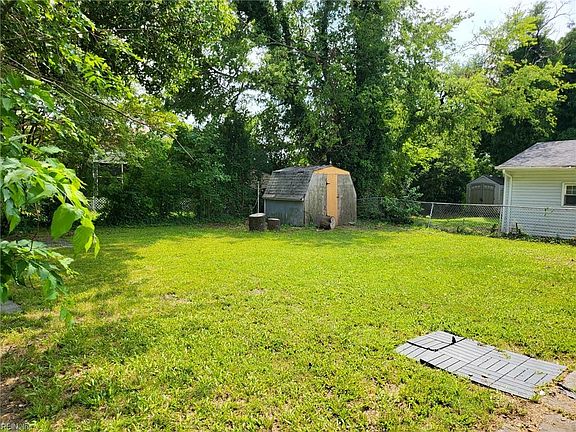 4th image of 730 23rd St