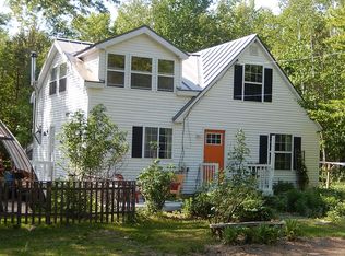 18 Hillside Ln, Albion, ME 04910