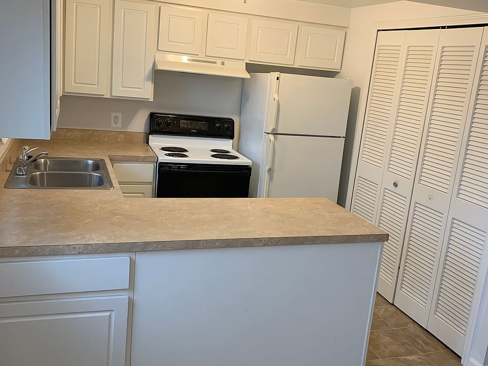 1st image of 1531 Hazelwood Ln #1