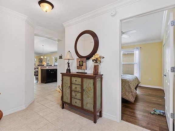 3rd image of 3025 Bartow Ln