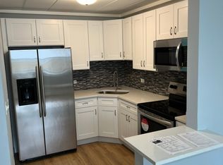 2035 W Granville Ave APT 314, Chicago, IL 60659