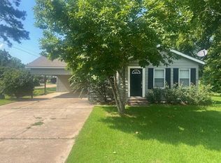 712 Saint Maurice Ln, Natchitoches, LA 71457