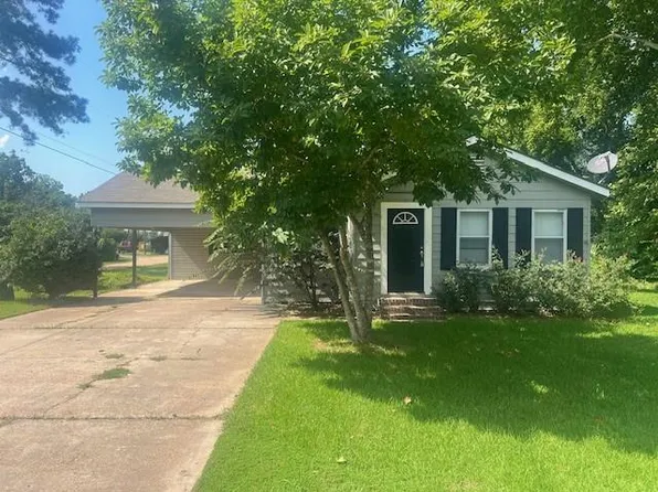 712 Saint Maurice Ln, Natchitoches, LA 71457