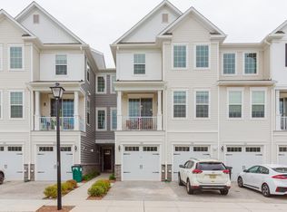15B Tippet St UNIT 215B, Hillsborough, NJ 08844