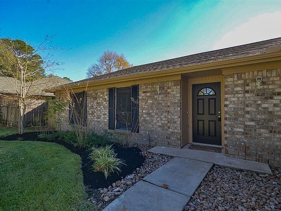 2nd image of 2118 Woodway Dr