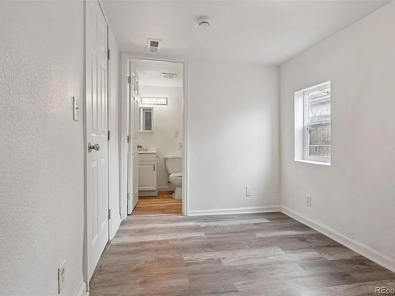 3200 W Custer Pl — Photo 15