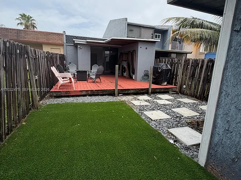 9116 NW 35th Pl #0 — Photo 20