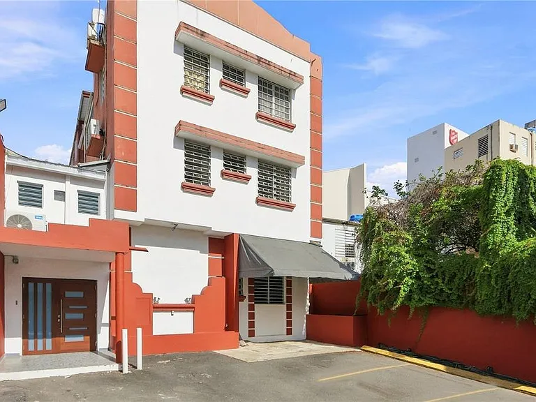 413 Edificio Gaither Plz #3A — Photo 1