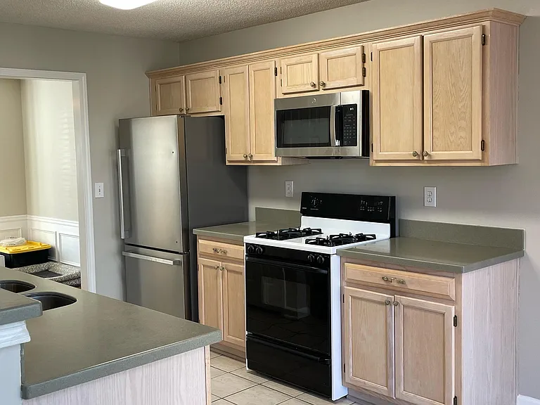 3600 Patterstone Dr — Photo 12
