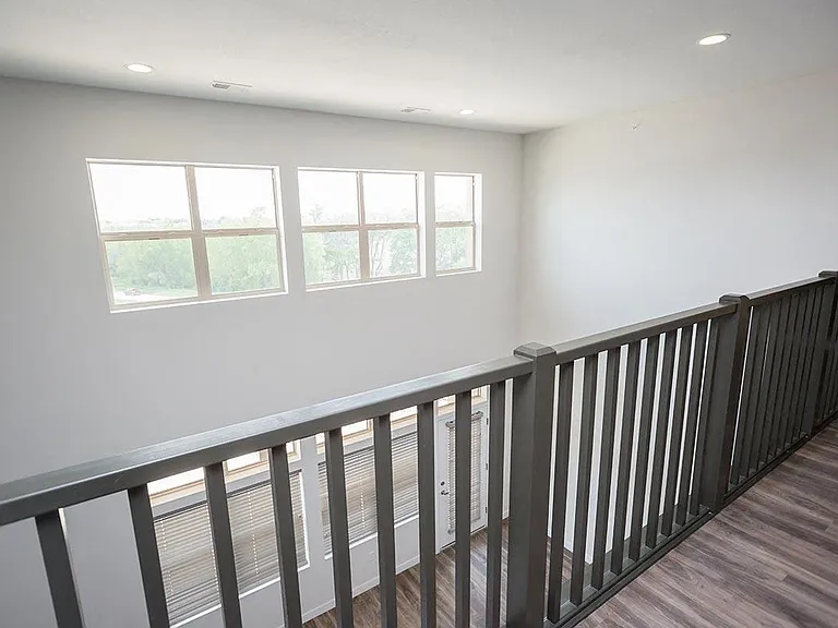 Brookside Apartments — Photo 118
