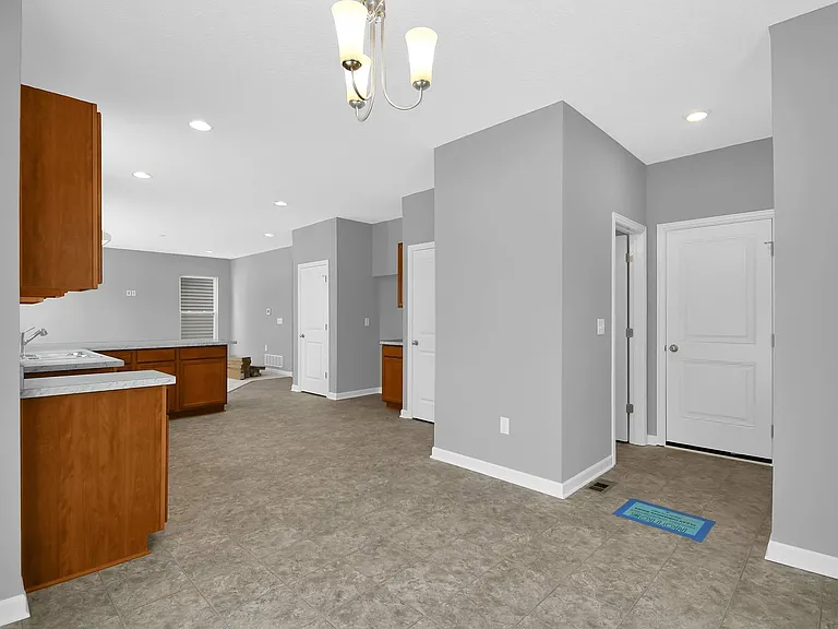 3870 Eagles Landing Dr — Photo 16