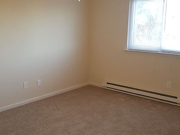 5th image of 1372 W Ocean View Ave APT 116