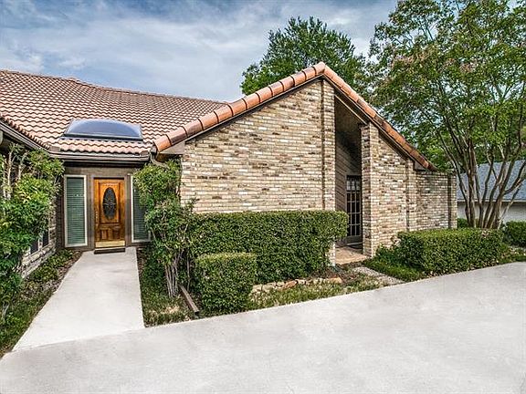 3rd image of 9108 Branch Hollow Dr