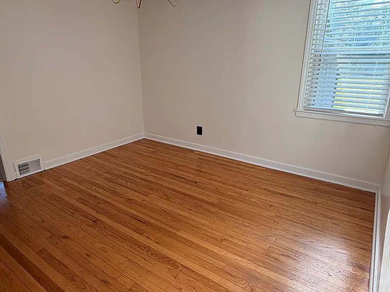 123 Lyon Pl — Photo 14