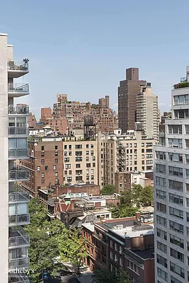 Sold by Sotheby's International Realty | media 4