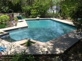48 Jagger Ln, Westhampton, NY 11977