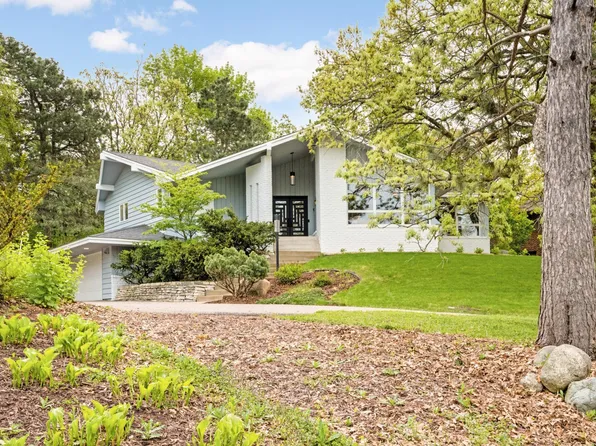 7205 Gleason Rd, Edina, MN 55439