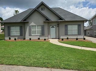 2242 Summer Ridge Dr, Hoover, AL 35226