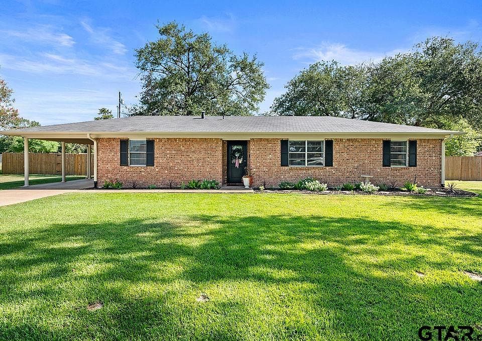 1st image of 806 Lance Rd