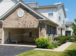 1567 Matthew Dr, Algonquin, IL 60102