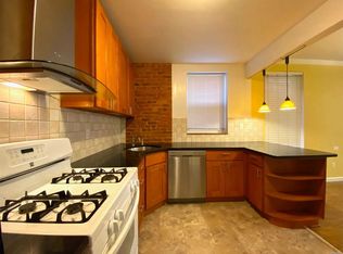 6040 Grove St, Flushing, NY 11385