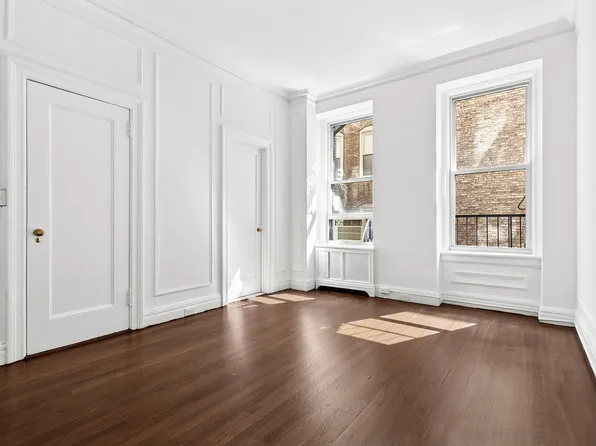 1155 Park Avenue image 11 of 22