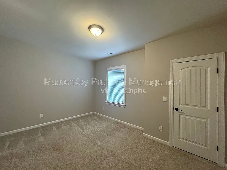 1904 Blue Jay Point — Photo 15